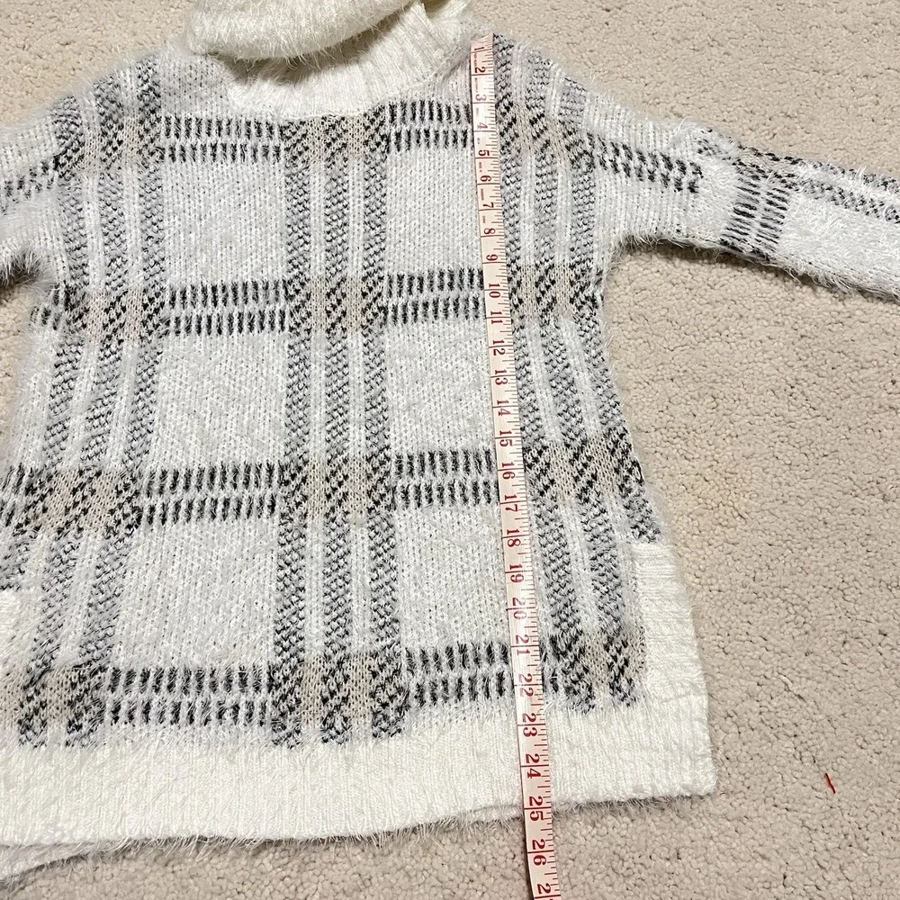 Sanctuary Women's Striped Plaid White Black‎ Soft Pullover Sweater Size XS